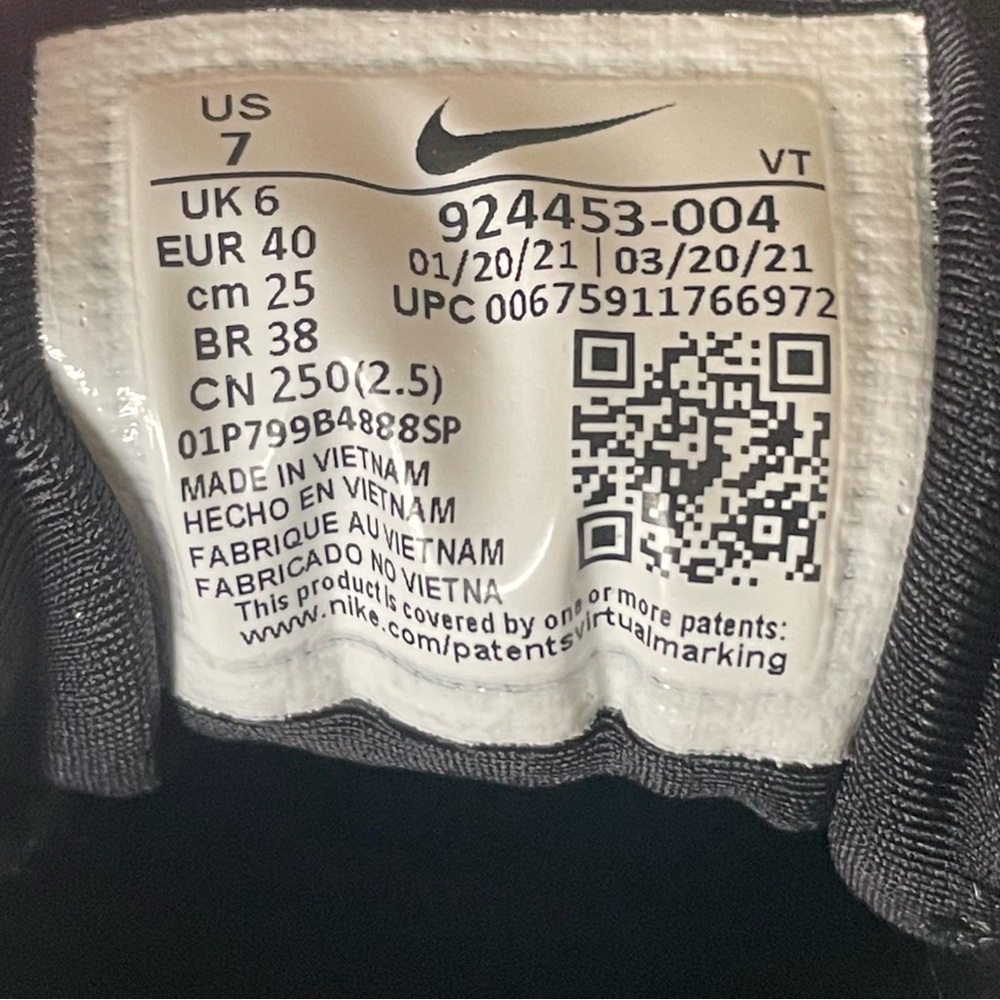•NWOT• NIKE AIR VAPORMAX PLUS Black Nike Sneakers Shoes •FREE SHIPPING• - Picture 6 of 16